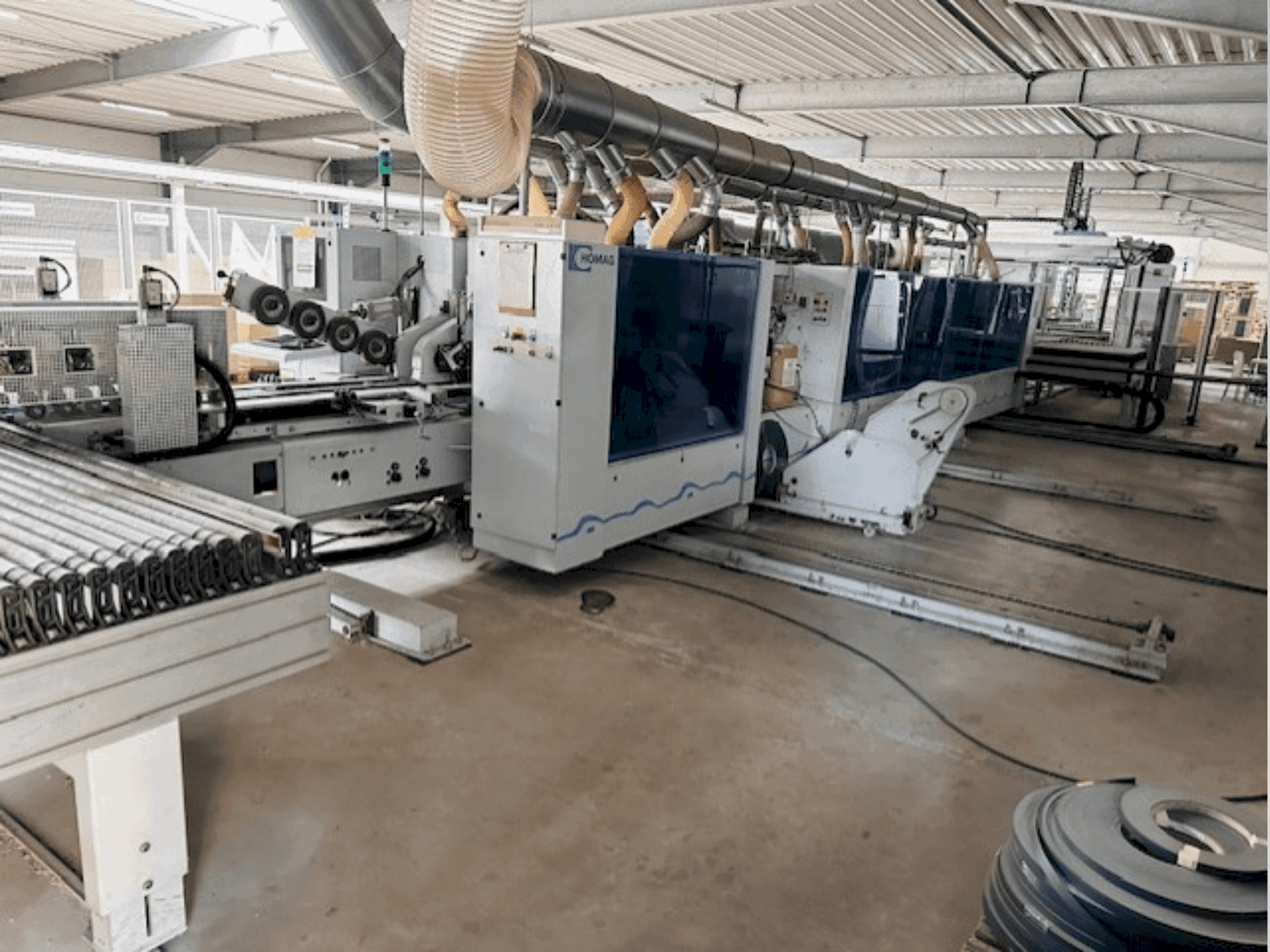 Prikaz  stroja HOMAG Optimat KFL 526/9/A3/25  sprijeda