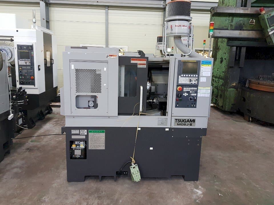 Prikaz  stroja TSUGAMI M08J-Ⅱ  sprijeda