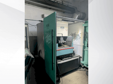 Prikaz stroja AGIE Agiecut Classic S sprijeda
