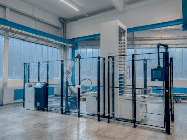 Prikaz  stroja FANUC ARC Mate 120iD/35, M-20iD/35  sprijeda