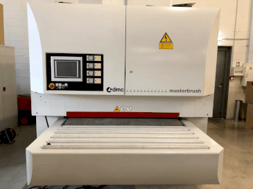 Prikaz  stroja DMC MASTERBRUSH MB 1350 M4 (2011)  sprijeda