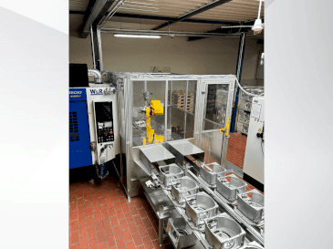 Prikaz  stroja FANUC M710 iC 70  sprijeda
