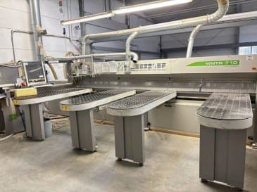 Prikaz  stroja SELCO WNTR 710  sprijeda