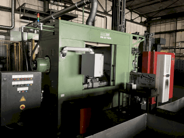 Prikaz  stroja ExactCut DM 30 TWIN  sprijeda