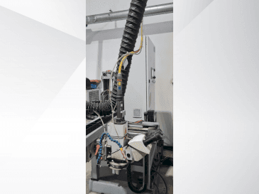 Prikaz  stroja TRUMPF TRUPULSE 304  sprijeda