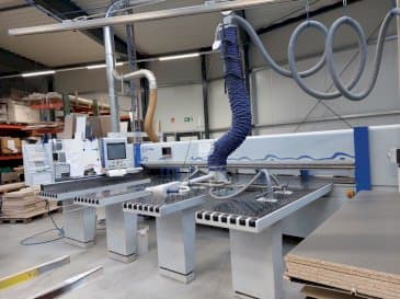 Prikaz  stroja HOLZMA HPP 380  sprijeda