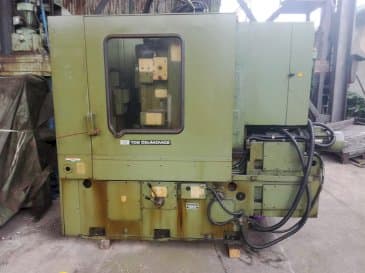 Prikaz  stroja TOS OHA 16B  sprijeda