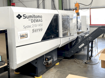 Prikaz  stroja DEMAG System 210-1450  sprijeda