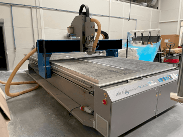 Prikaz  stroja MECANUMERIC PRO 4020  sprijeda