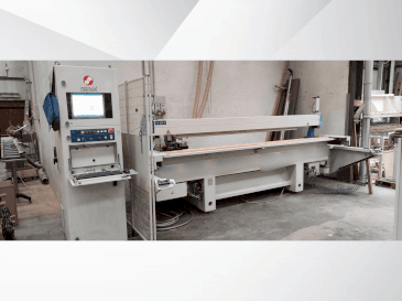 Prikaz  stroja MASTERWOOD OM B1 CN3KF  sprijeda
