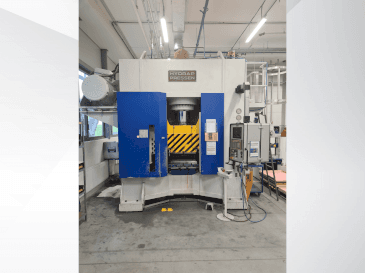Prikaz  stroja HYDRAP HPDB 400  sprijeda