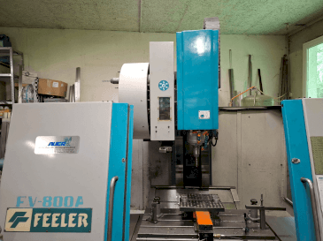 Prikaz  stroja Feeler FV-800A  sprijeda