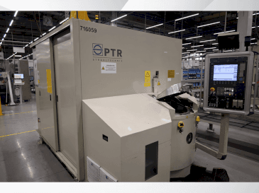 Prikaz  stroja PTR Strahltechnik EBW PS 4-1 60-6 CH  sprijeda