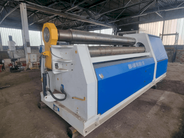 Prikaz  stroja Metallkraft  RBM 4 HMS Pro 3050-150  sprijeda