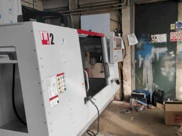 Prikaz stroja HAAS TM 2 sprijeda