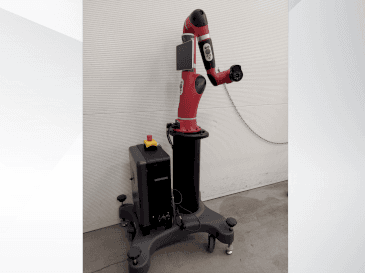 Prikaz  stroja RETHINK sawyer  sprijeda