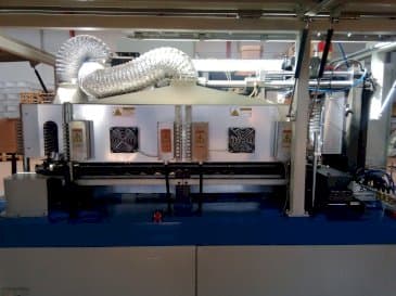 Prikaz  stroja YANCED YS600  sprijeda