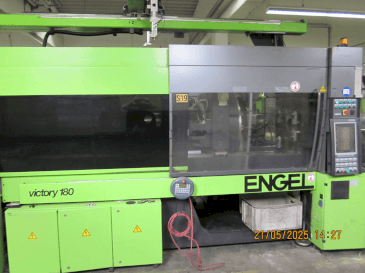 Prikaz  stroja Engel VC 330H/200el/180 Combi  sprijeda
