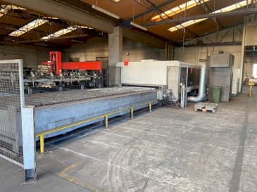 Prikaz stroja Bystronic BySprint Fiber 6520 sprijeda