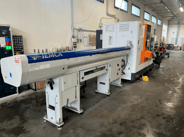 Prikaz  stroja Victor V-turn A200Y  sprijeda