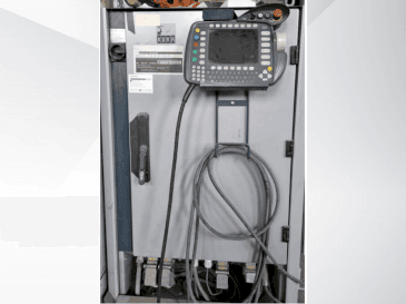 Prikaz  stroja KUKA KR 360 L280-2  sprijeda