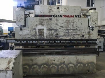 Prikaz stroja Durma HAP 30200 sprijeda