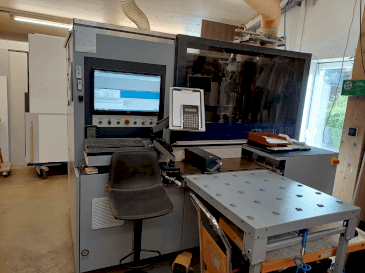Prikaz  stroja FORMAT4 CNC CREATOR 950  sprijeda