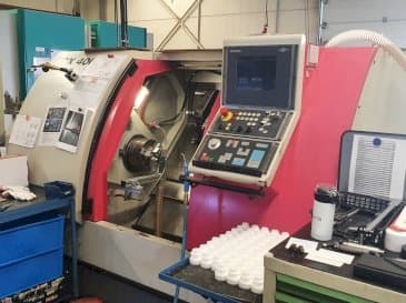 Prikaz stroja Gildemeister CTX 400 S2 sprijeda