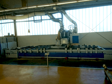 Prikaz  stroja Weeke Optimat BHC 655  sprijeda