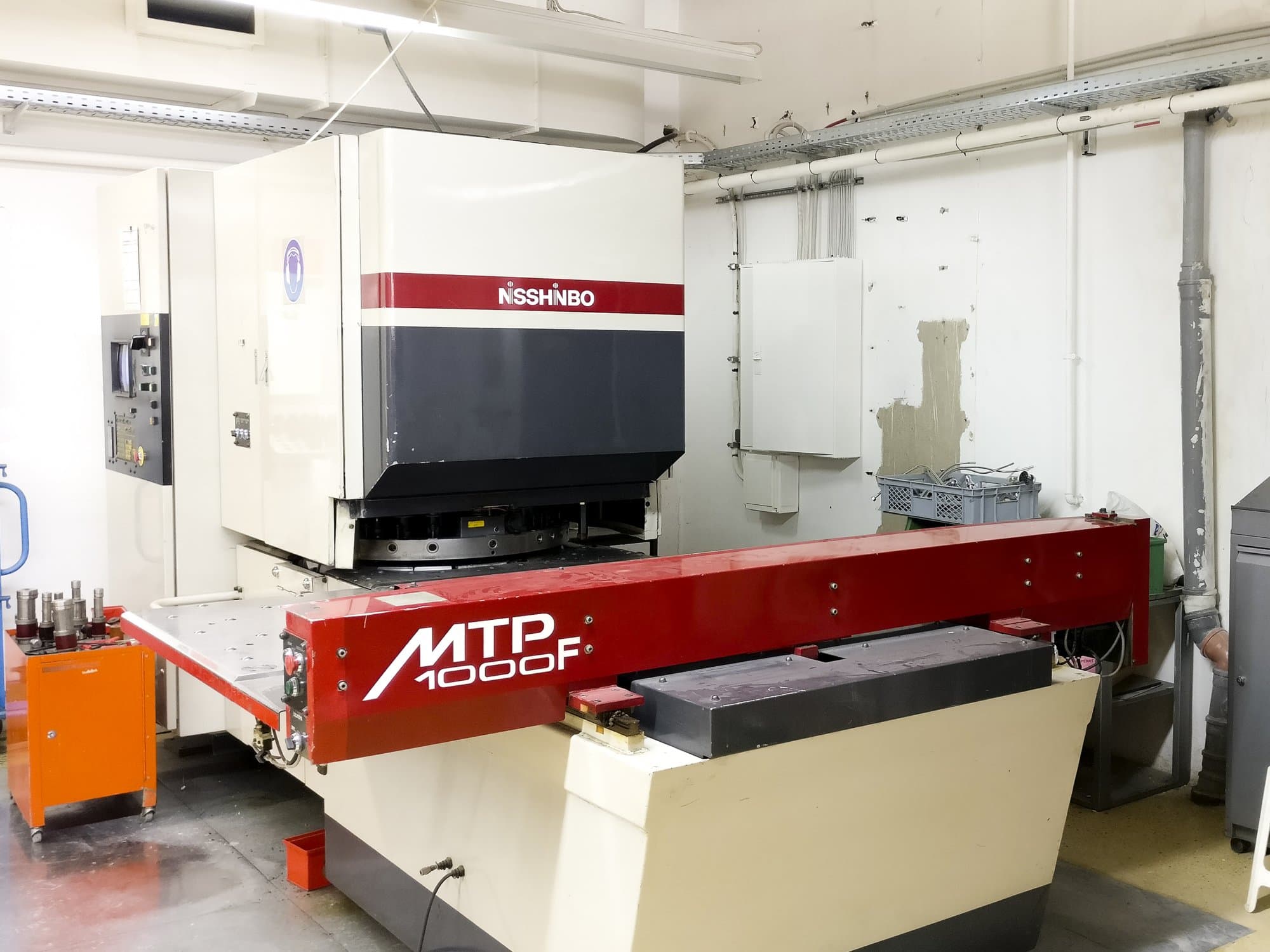 Prikaz stroja Nisshinbo MTP-1000F slijeva