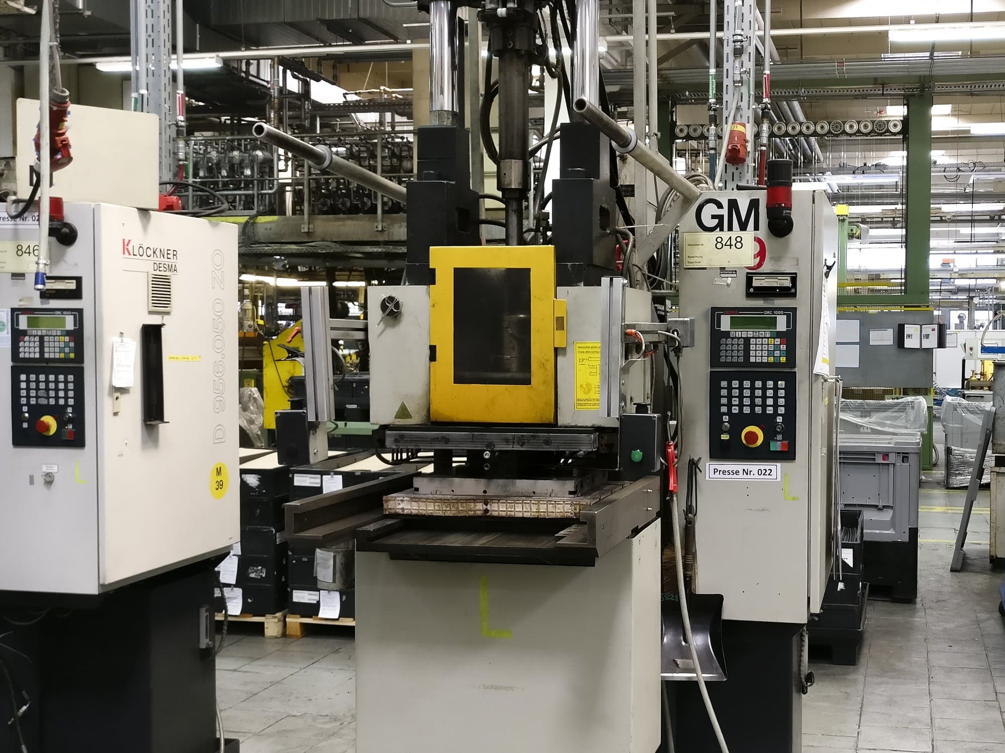 Prikaz  stroja Kloeckner Desma 956.050 sprijeda