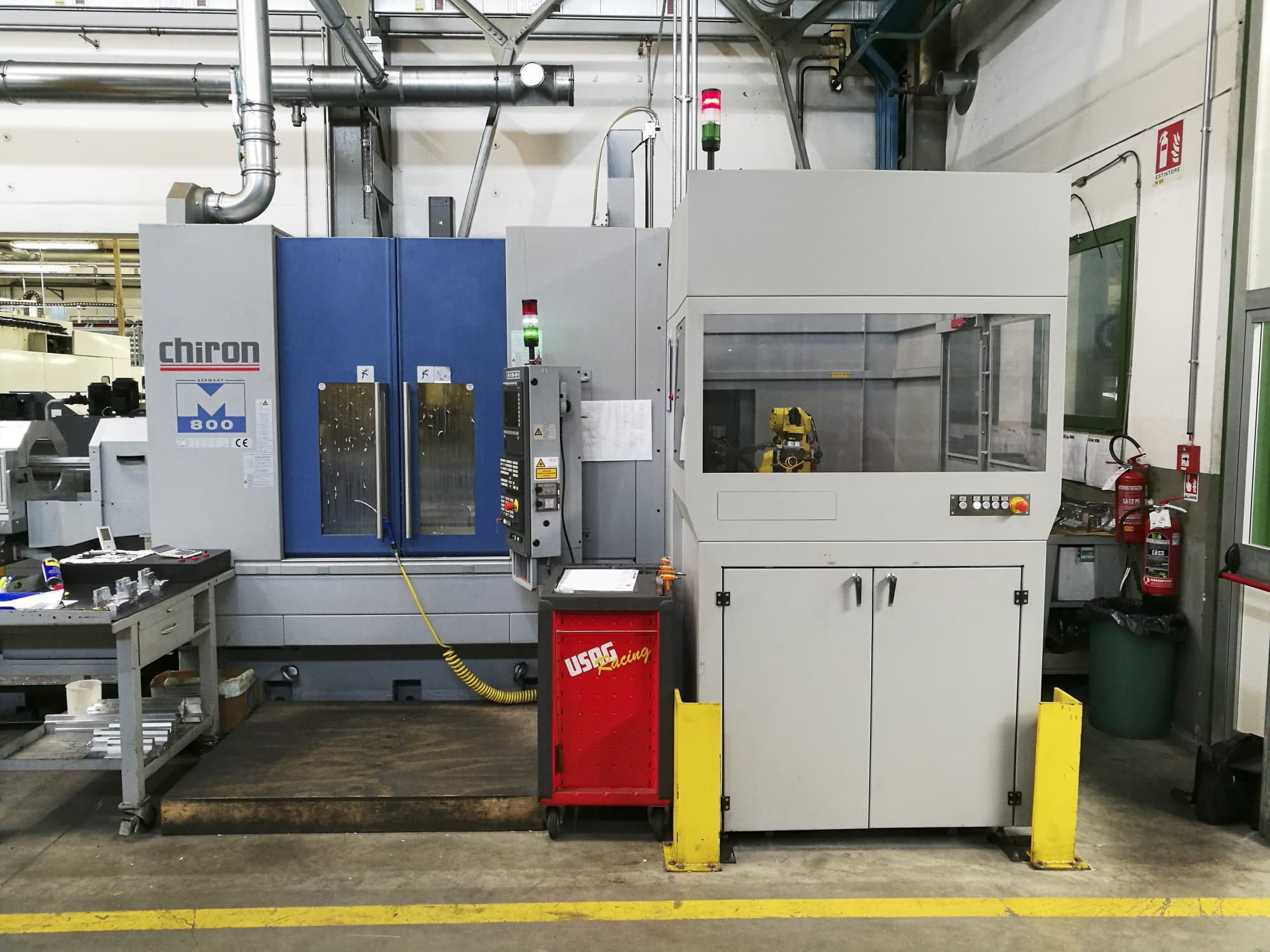 Prikaz  stroja Chiron Mill-800 FA sprijeda