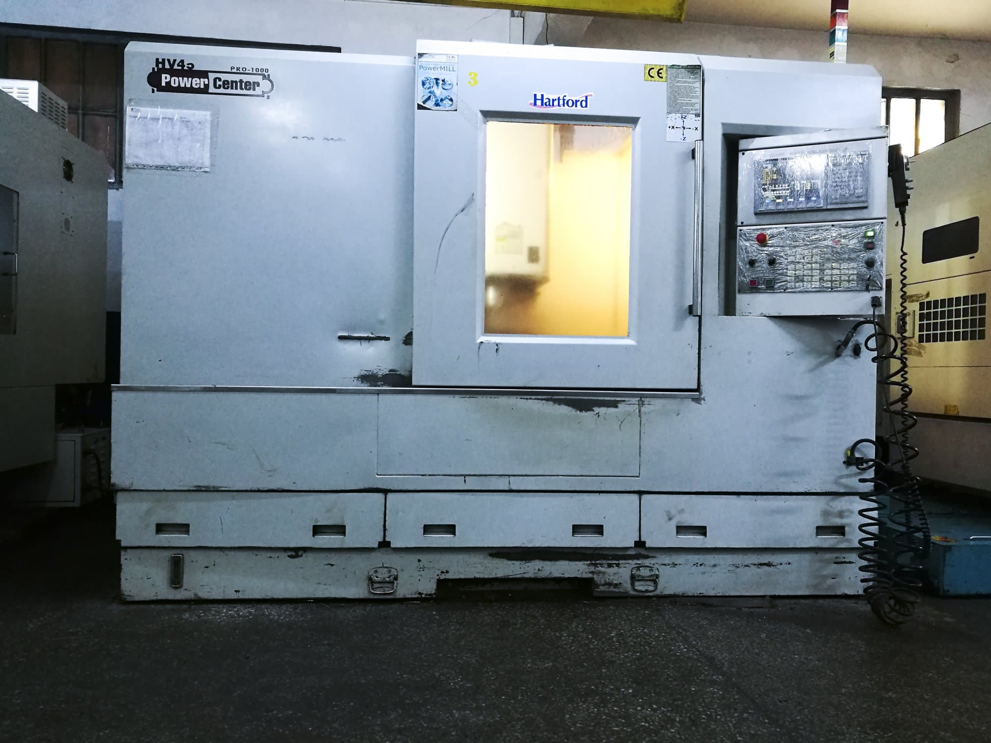 Radni prostor  stroja Hartford PRO1000S