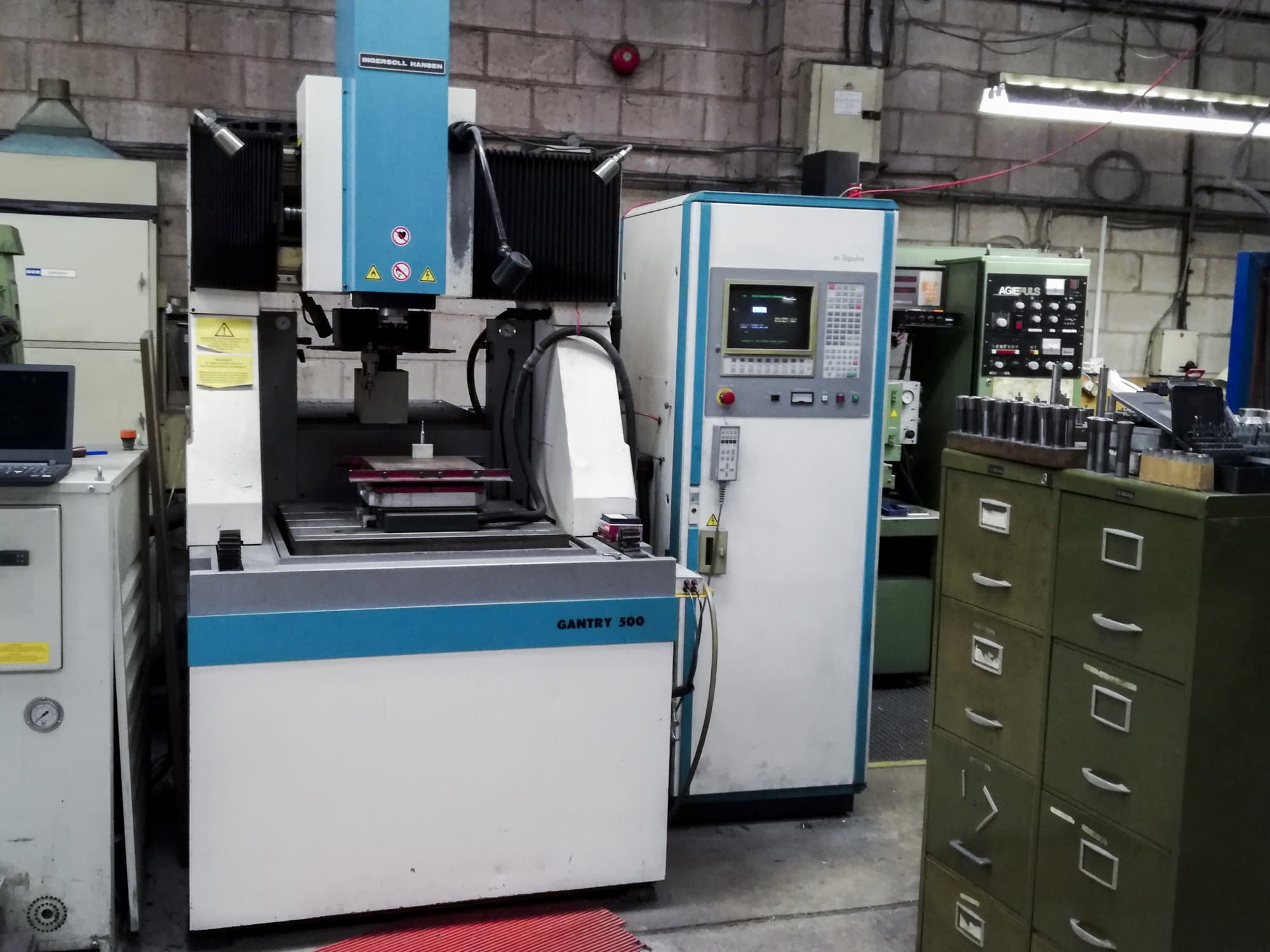 Prikaz  stroja INGERSOLL HANSEN Gantry 500 sprijeda