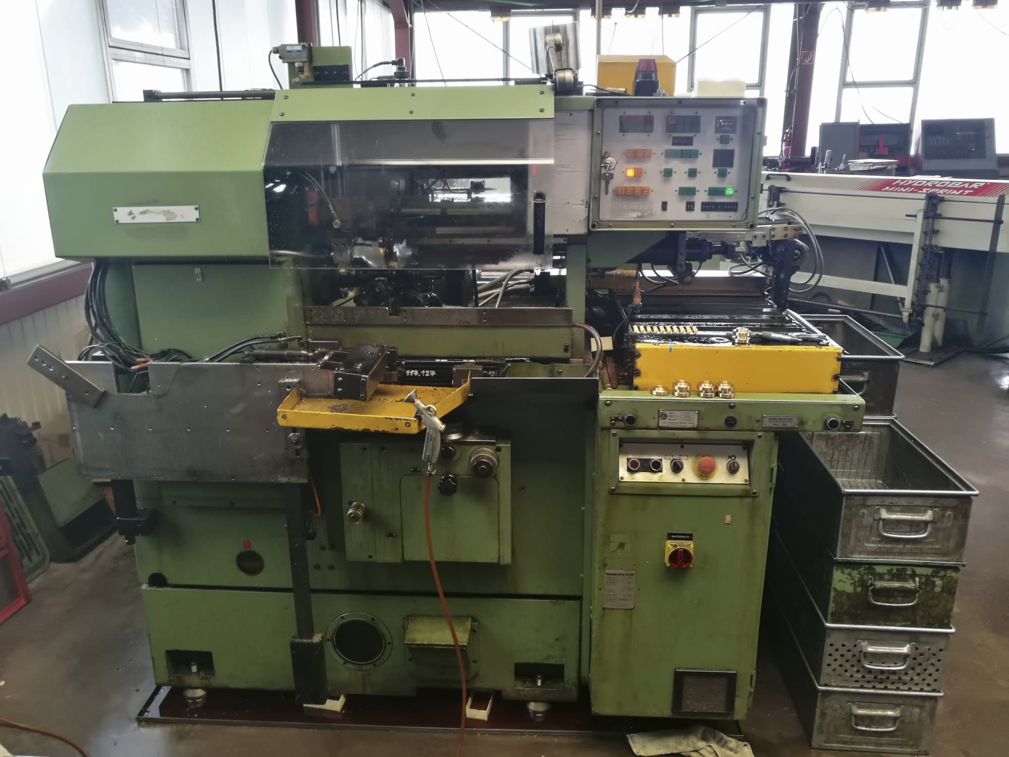 Prikaz  stroja KOEPFER 153 B sprijeda