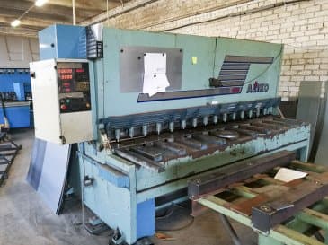 Prikaz 1 stroja ALIKO AK 3016 slijeva