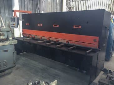 Prikaz  stroja Durma DHGM 3006 zdesna