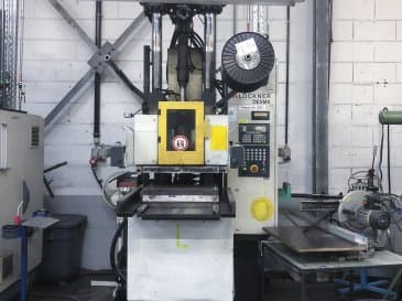 Prikaz  stroja Kloeckner Desma 956.050 ZO sprijeda