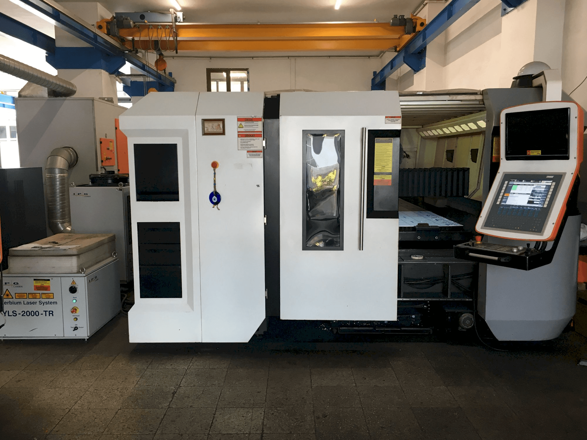 Prikaz stroja ERMAKSAN FIBERMAK Momentum Gen-3 sprijeda