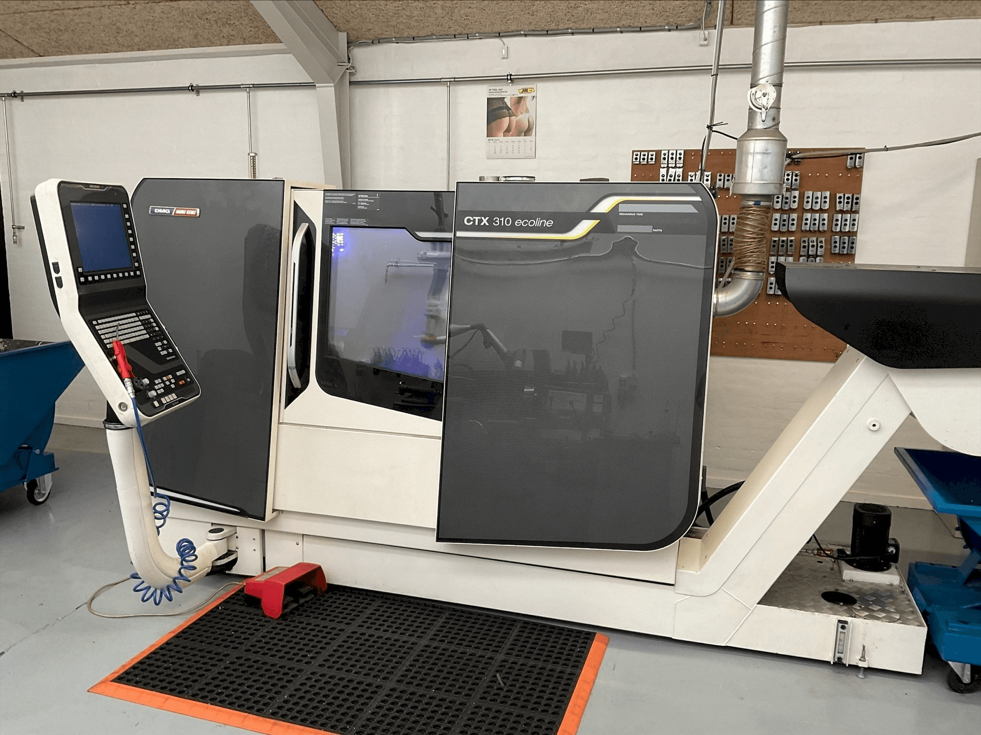 Prikaz stroja DMG MORI CTX 310 ecoline sprijeda