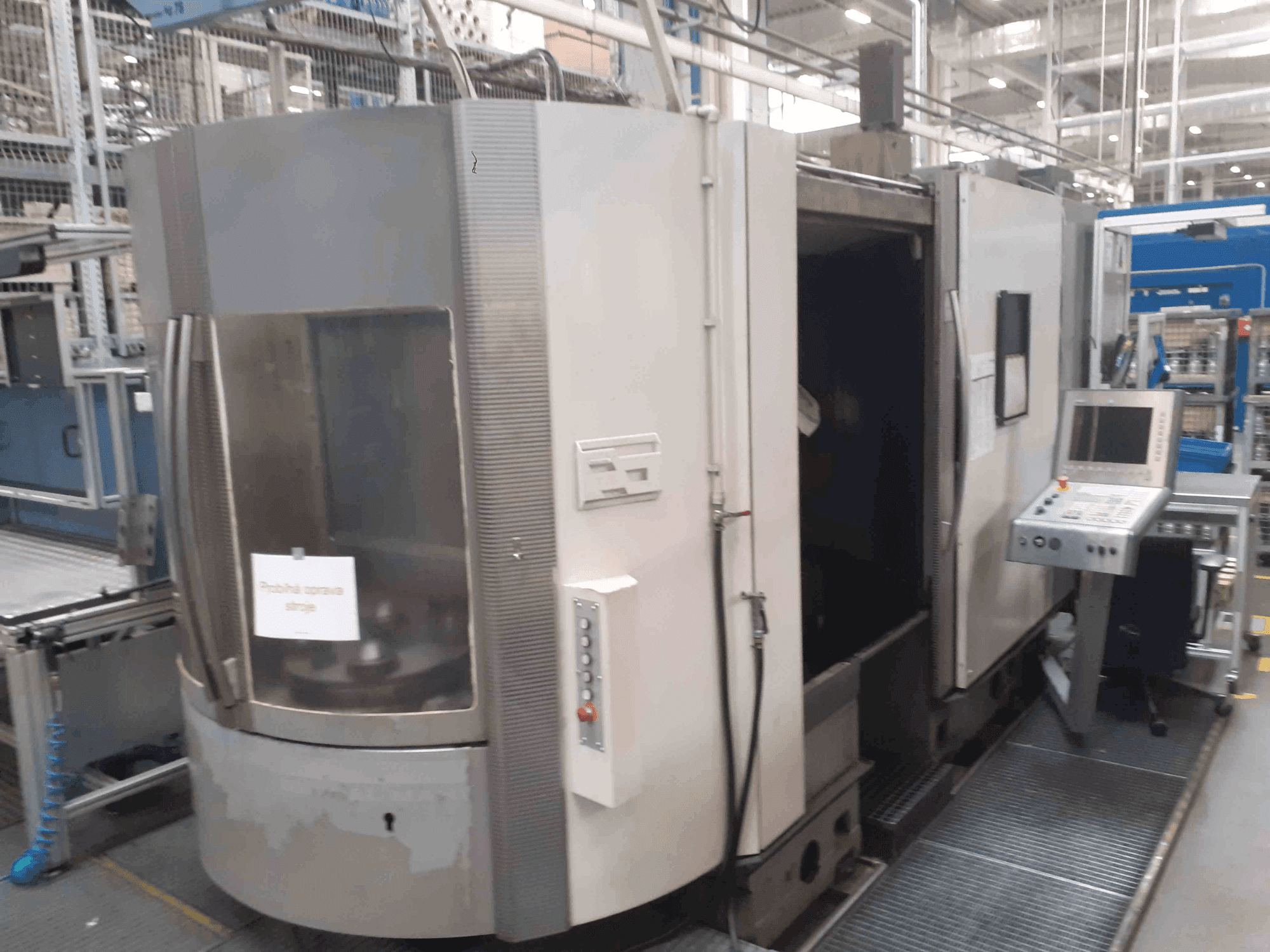 Prikaz stroja DMG DECKEL MAHO DMC 80H sprijeda