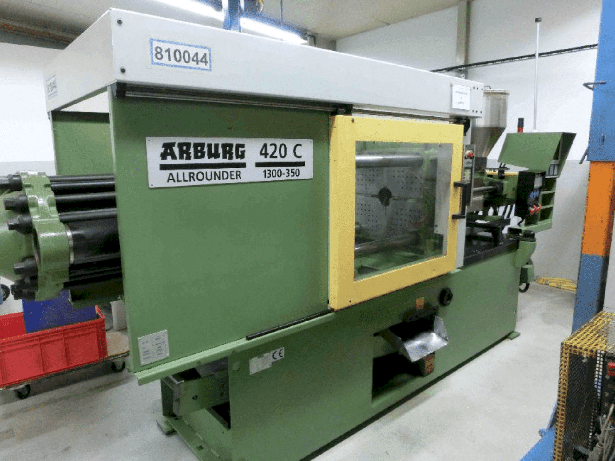 Prikaz stroja Arburg Allrounder 420C 1300-350 sprijeda