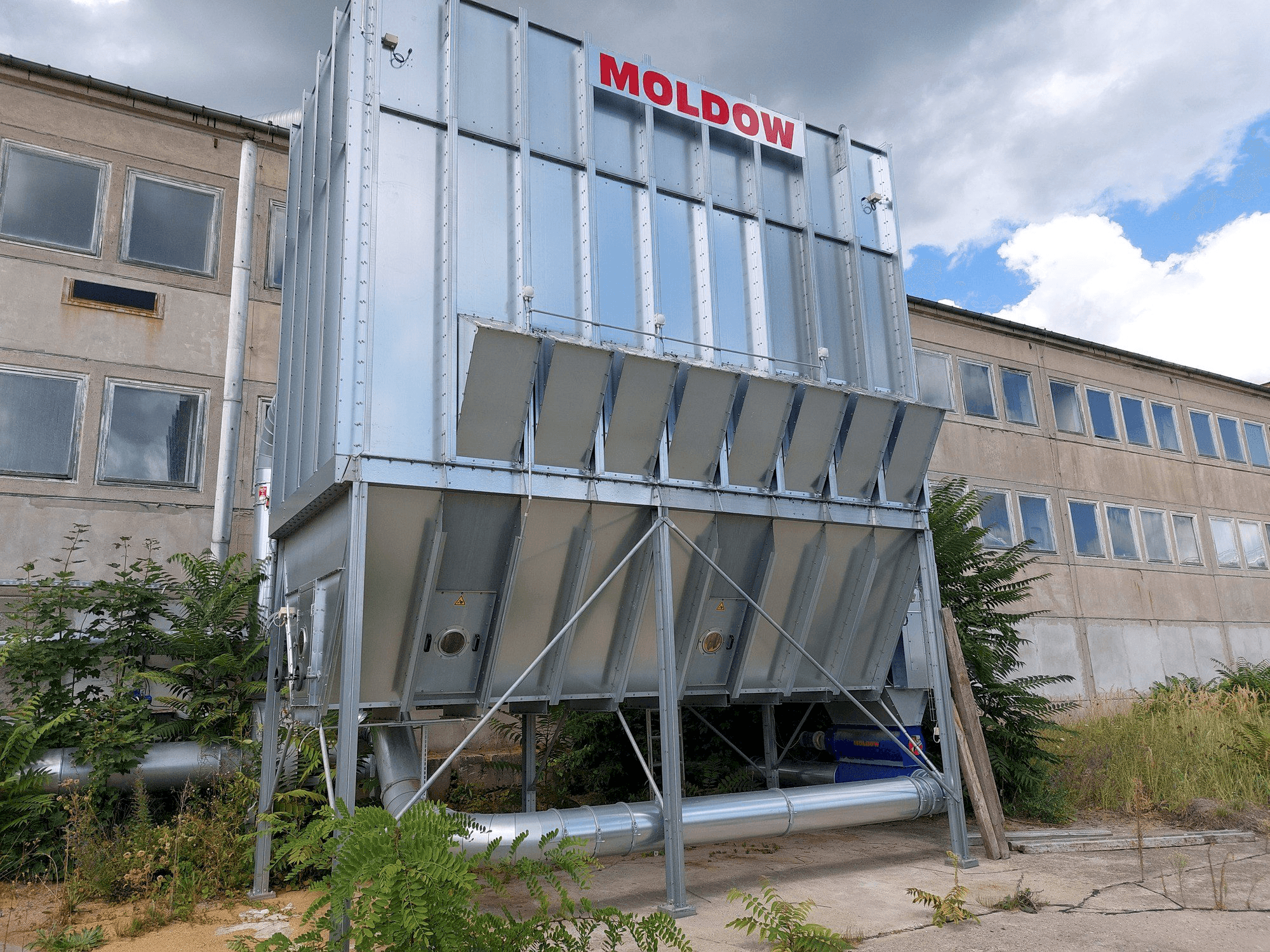 Prikaz stroja MOLDOW MHL Casing EXP sprijeda