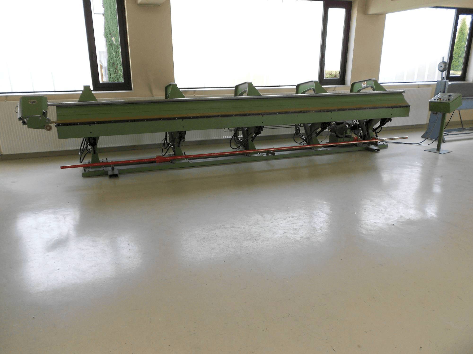 Prikaz stroja Biegmeister BMTH 6.125 sprijeda