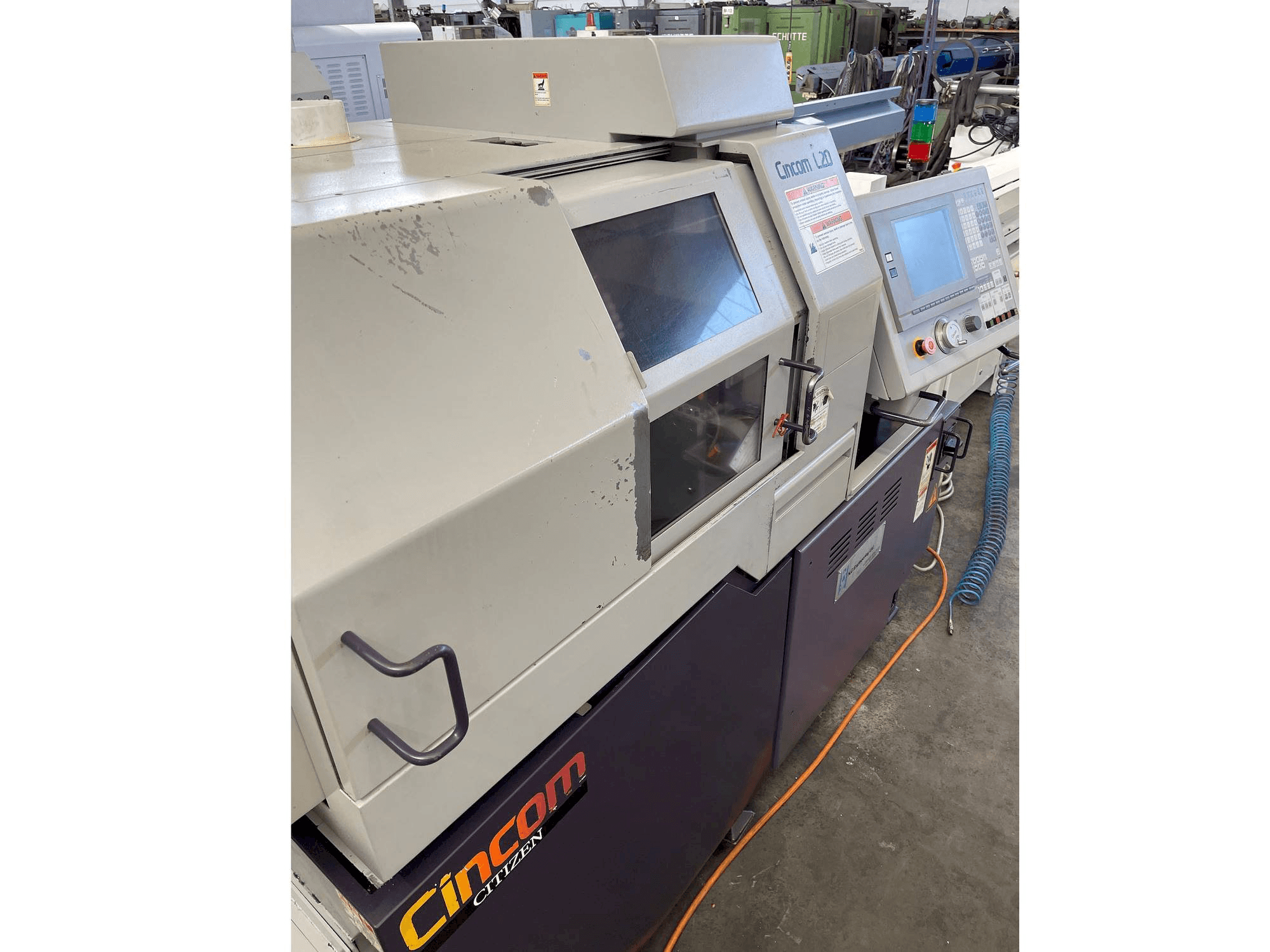 Prikaz stroja Citizen L5 20-VII sprijeda