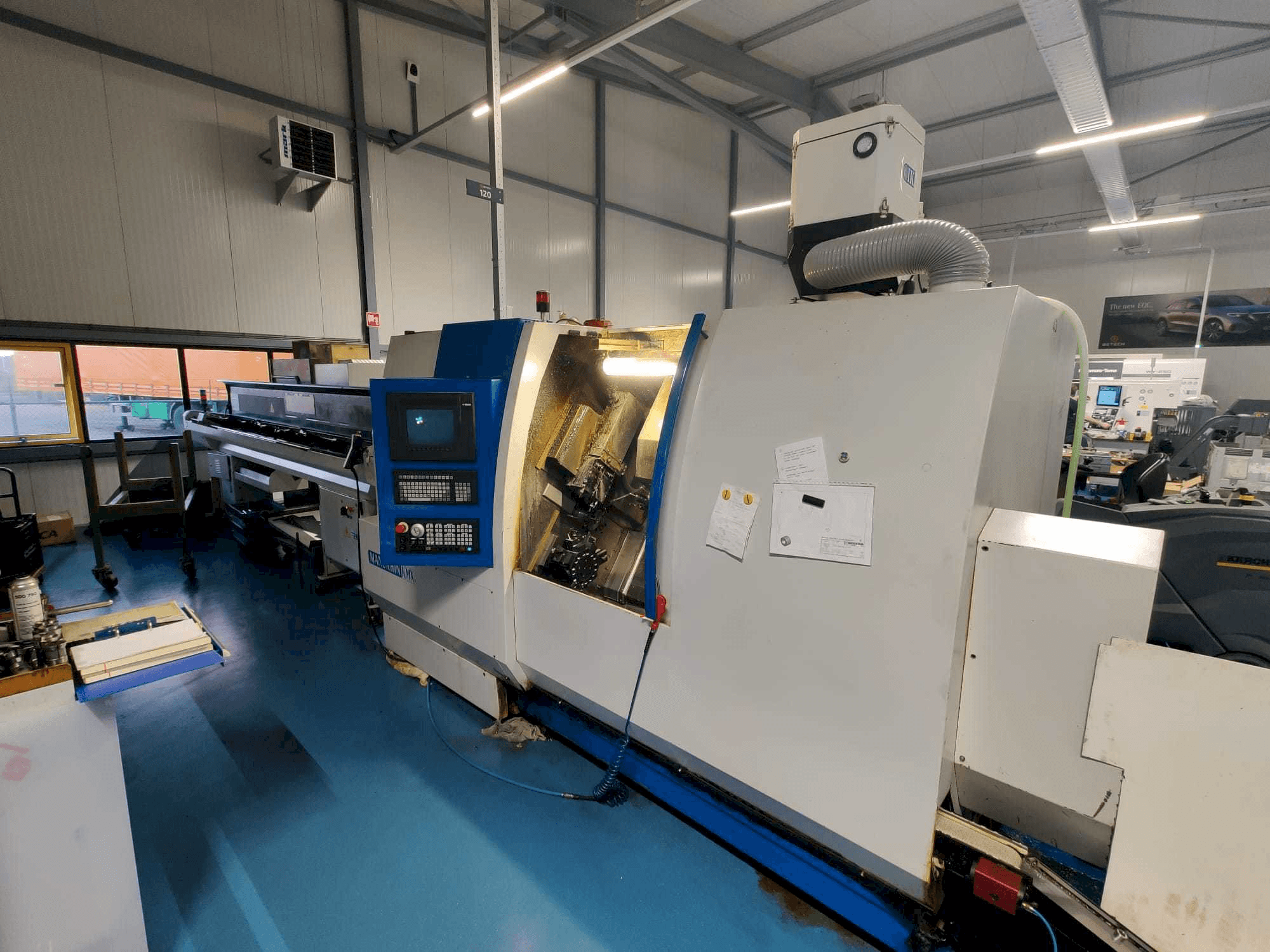 Prikaz stroja Manurhin K'MX XL 32 sprijeda