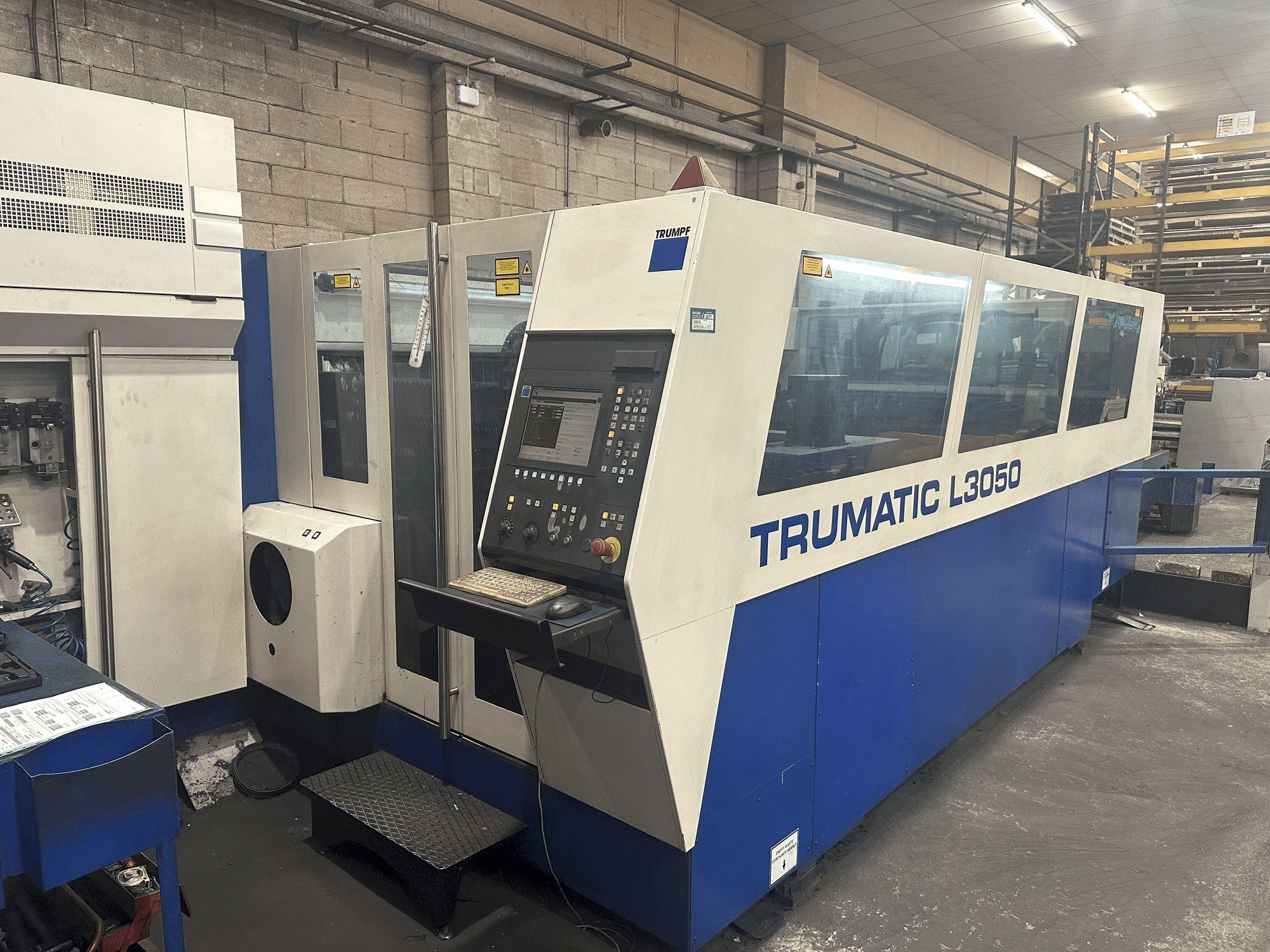 Prikaz stroja Trumpf Trumatic L3050 sprijeda