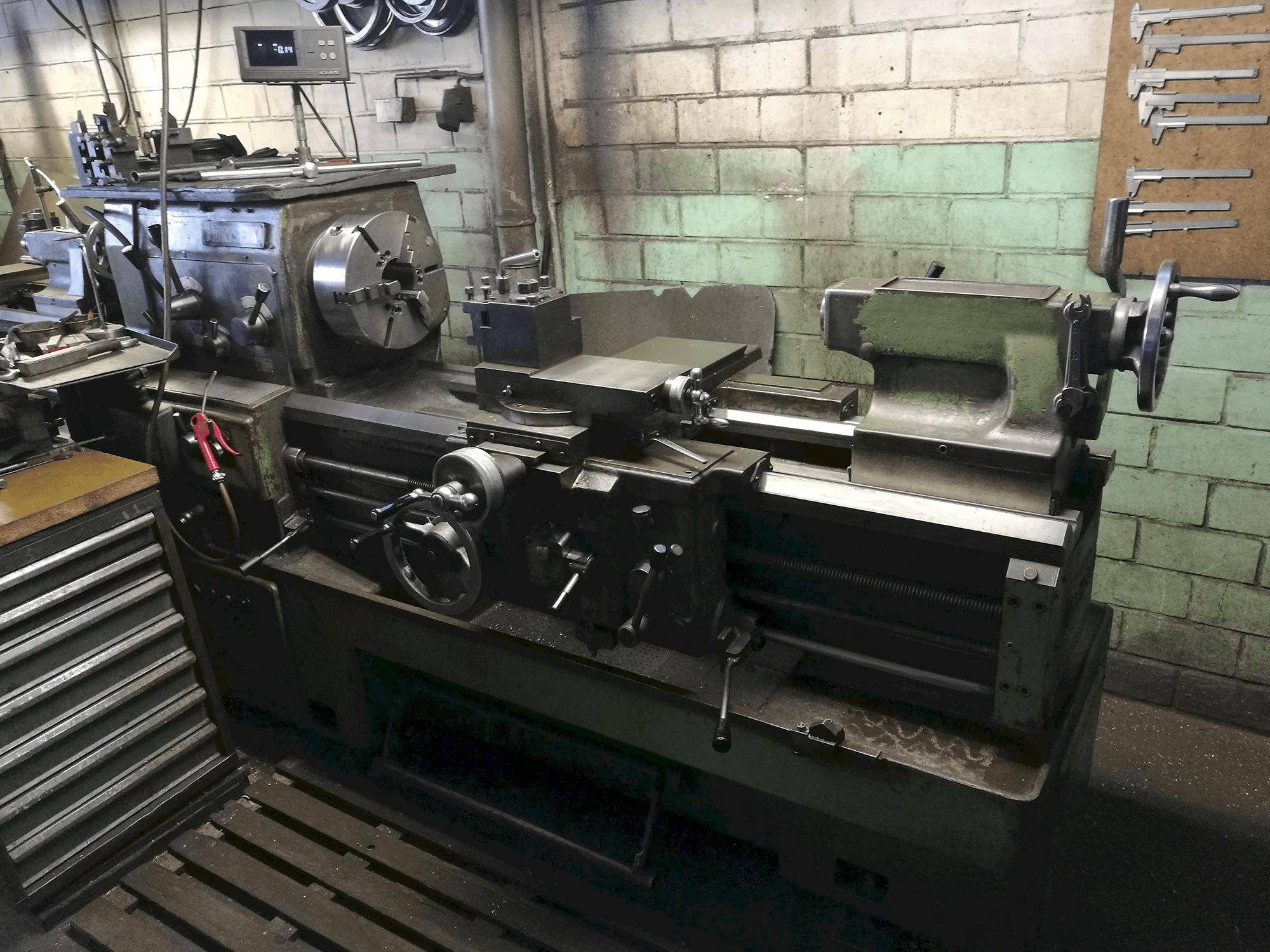 Prikaz stroja MORI SEIKI MR 1000 zdesna