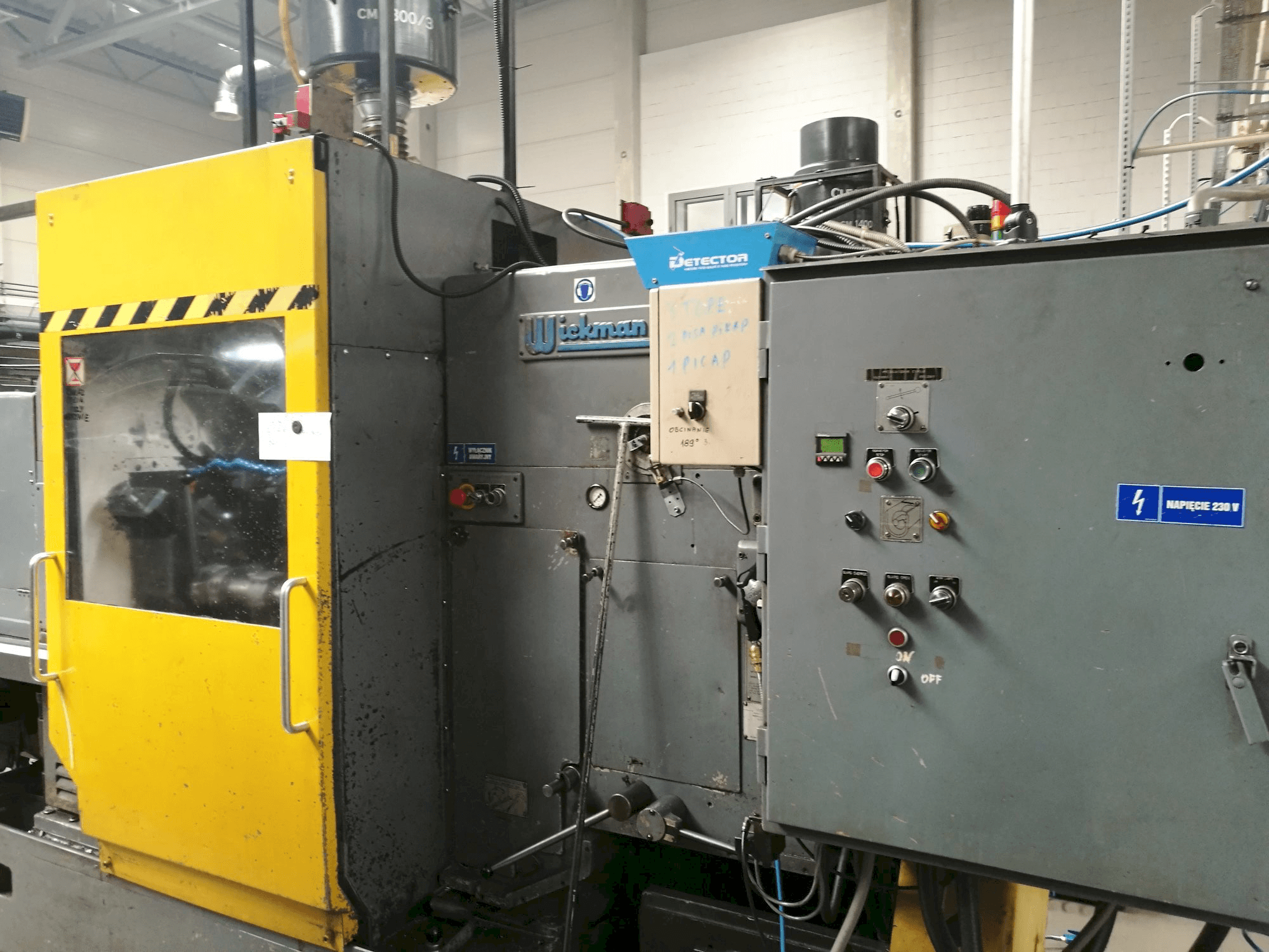 Prikaz stroja Wickman 2 1/4"-6 sprijeda