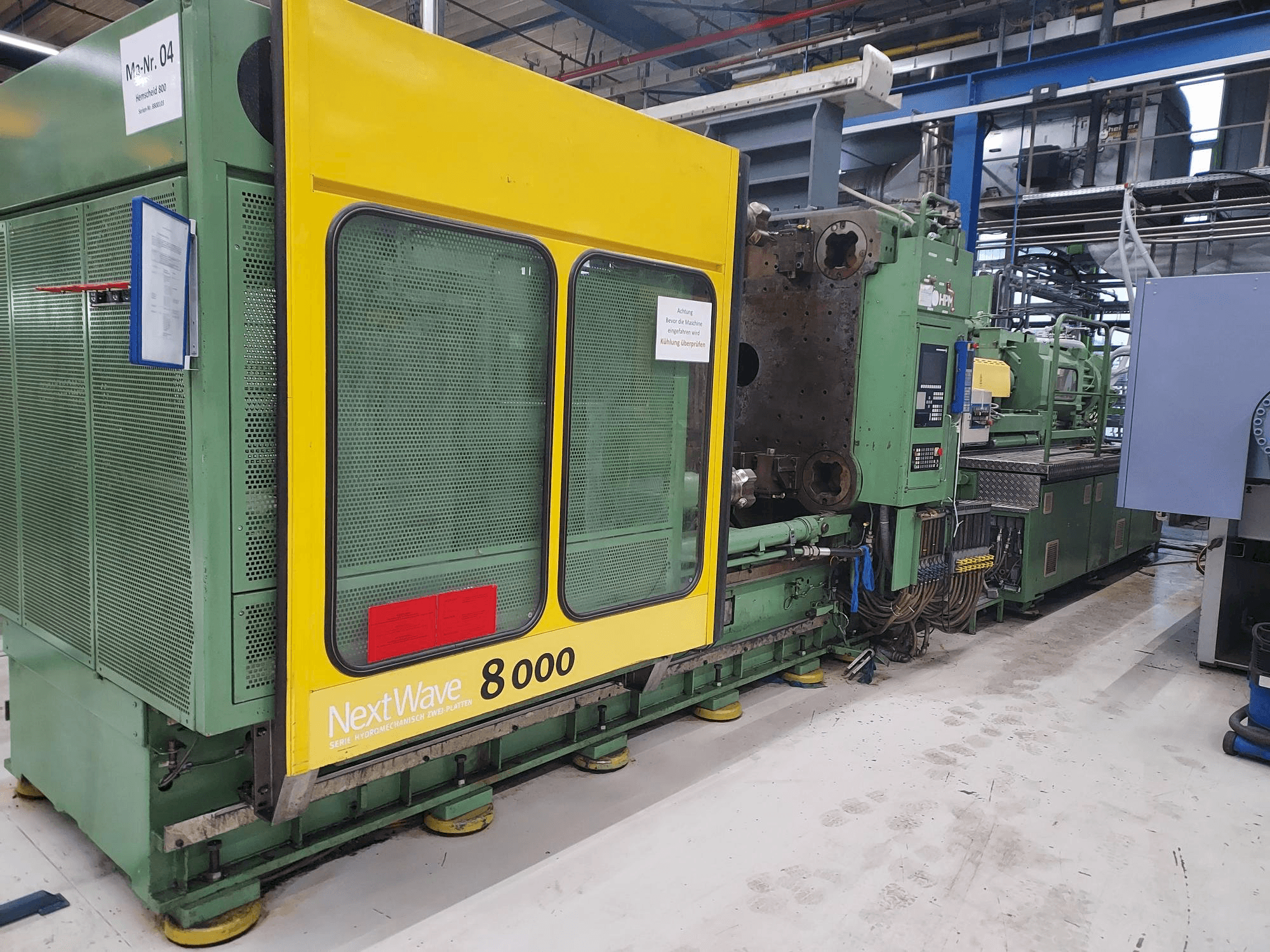 Prikaz lijeve strane stroja Hemscheidt 800